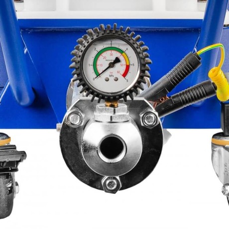 Wskaźnik wartości ciśnienia w agregacie tynkarskim