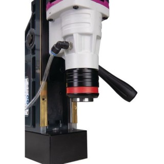 Wiertarka magnetyczna Optimum DM 35V - zbliżenie na sprzęt