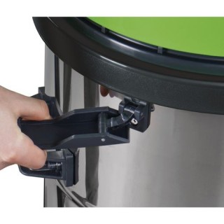 Odkurzacz Cleancraft wetCAT 118 IE - zbliżenie na pojemnik