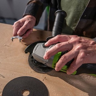 Szlifierka Greenworks GD24AG - użytkowanie