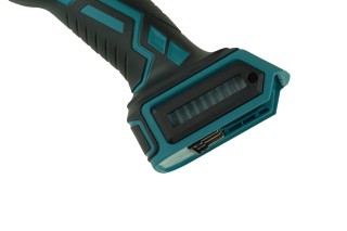 Szlifierka kątowa  DEDRA DED7151 - zbliżenie na akumulator