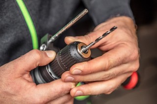 Wiertarka udarowa GRAPHITE 58G736 - uchwyt samozaciskowy