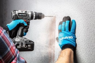 GRAPHITE 58G020 podczas wiercenia otworu w ścianie