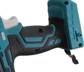 Wiertarko-wkrętarka akumulatorowa DEDRA DED7042  - rękojeść